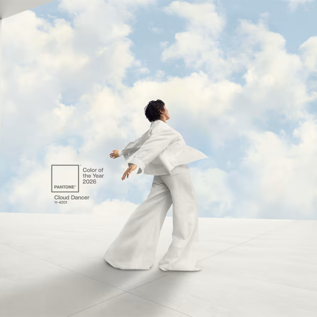 Abstract white and beige visual inspired by Cloud Dancer, the Pantone Color of the Year 2026, used to illustrate modern branding trends and design clarity.